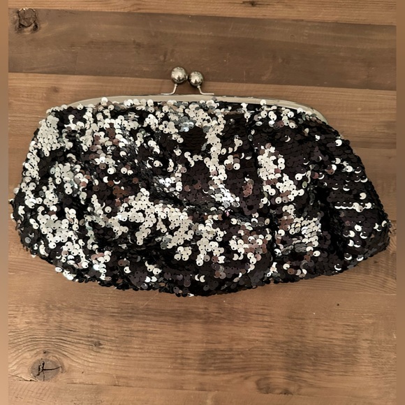 Mossimo Supply Co. Handbags - NWOT Mossimo Black Mermaid Sequin Clutch Purse
